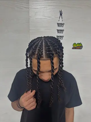 ロング 睦 稀のヘアスタイル