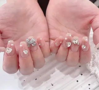 ネイル FLY Nail Salonのネイルデザイン