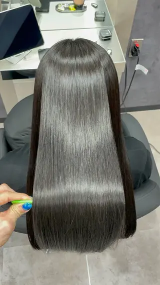 ロング CYNTHIADUE 店長｜ IRISUのヘアスタイル