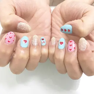 ネイル 板垣 綾乃のネイルデザイン