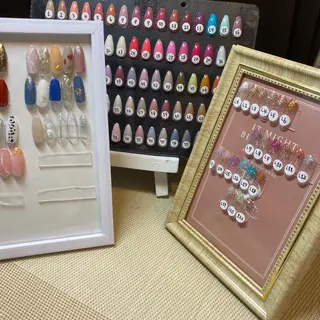 ネイル NORA nail UMEDA MAIのネイルデザイン