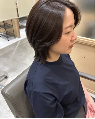 ミディアム カラー 久木原 ゆりのヘアスタイル