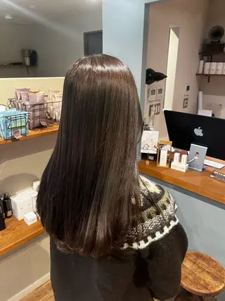 カラー moka/ブリーチ /カットのヘアスタイル