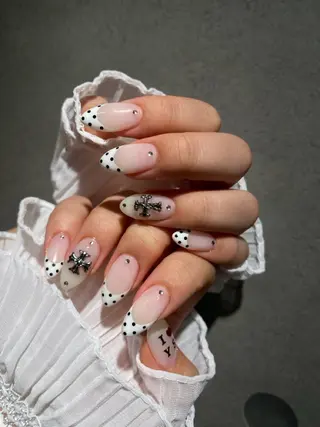 ネイル I-nailロング /ワンホン/キラキラのネイルデザイン