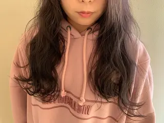 ロング カラー 顔まわりカット✄ ベージュカラー🧸のヘアスタイル