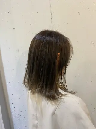 ミディアム カラー . SHIZUKAのヘアスタイル