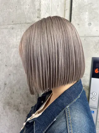ショート カラー 透明感/ブリーチ/ 髪質改善💛miuのヘアスタイル