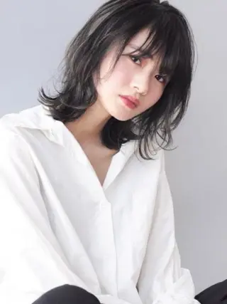 ミディアム 【ANSWER】 渡辺カリン🌼のヘアスタイル