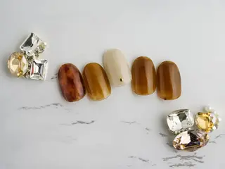 ネイル HeaRich Noe nailのネイルデザイン