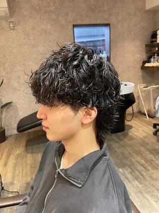 ミディアム パーマ メンズ 田中 識啓のヘアスタイル