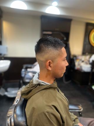 メンズ ヒロ銀座川崎 志田健介のヘアスタイル
