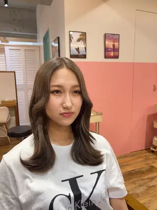ミディアム カラー 🎨デザイン🥇 美髪・艶髪　日暮千敬のヘアスタイル