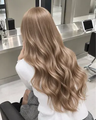 カラー iki shihoのヘアスタイル