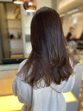 セミロング カラー AIRI layer cut hairのヘアスタイル