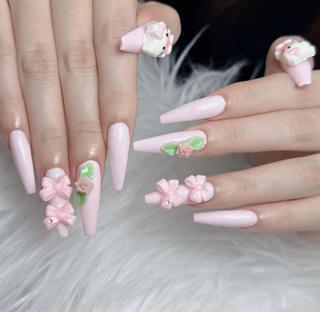 ネイル Lenie Nail Salonのネイルデザイン