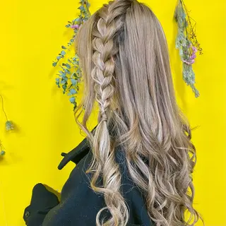 ロング ヘアアレンジ 新宿｜ヘアセット専門 ｜aira*｡ﾟのヘアスタイル