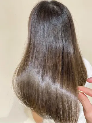 セミロング 髪質改善カラー韓国風 レイヤーtudaのヘアスタイル