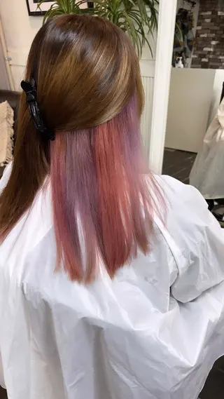 セミロング 川上 麻梨阿のヘアスタイル