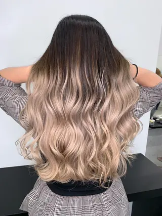 ロング 山田 絵里菜のヘアスタイル