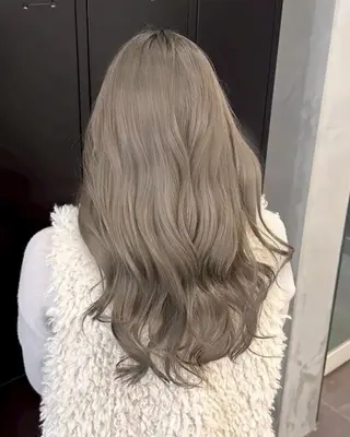 セミロング カラー 中島 優太のヘアスタイル