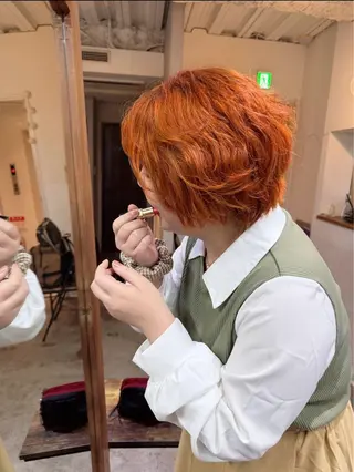 ショート カラー makoto 池袋 Roji ブリーチのヘアスタイル