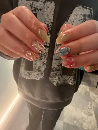 ネイル Natsuko 🪼のネイルデザイン