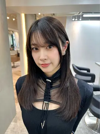 セミロング カラー ミディアムレイヤー 添田晃基のヘアスタイル