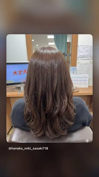 ロング カラー 佐々木 美希のヘアスタイル