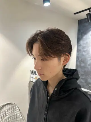 ミディアム カラー メンズ 💈原宿指名No.1 センターパート💈のヘアスタイル
