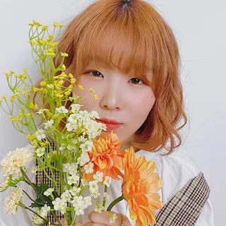ショート カラー ヘアアレンジ りん🧸透明感カラ ー/ヘアアレンジのヘアスタイル