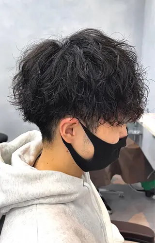 ショート パーマ メンズ 🦩パーマン🦩佐藤 航太のヘアスタイル