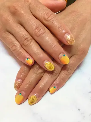 ネイル QUEEN BEEのマツエク・マツパデザイン