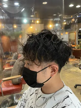 パーマ メンズ 鈴木 雅人のヘアスタイル