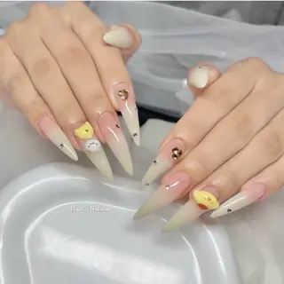 ネイル HIN NAILのネイルデザイン