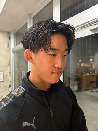 ミディアム 西宮北口パーマ 鮫島竜海のヘアスタイル