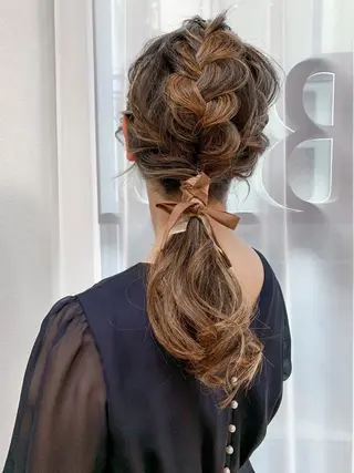 セミロング ヘアアレンジ Luxbe hakataのヘアスタイル