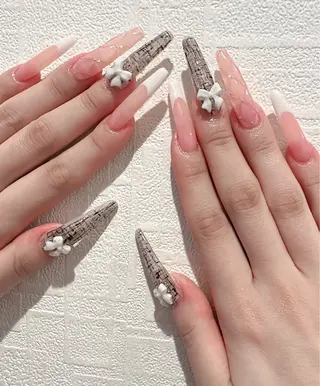 ネイル D-BEAUTY Nailsalonのネイルデザイン