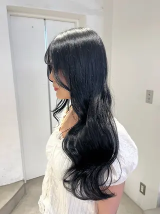ロング カラー せりな🎀🕯️ /透明感カラーのヘアスタイル