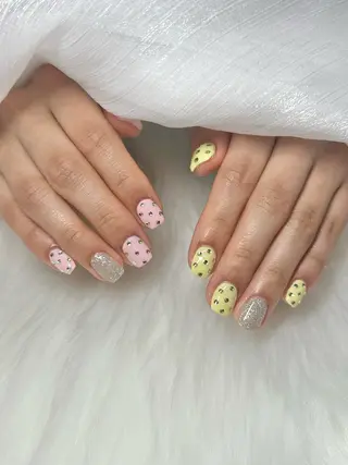 ネイル クレセントアイ MIUのネイルデザイン