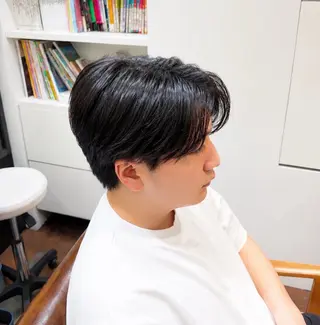 パーマ 新屋敷 拓大のヘアスタイル