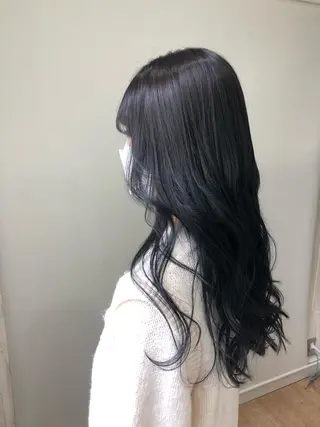 カラー white.梅田 デザインカラー🦄のヘアスタイル