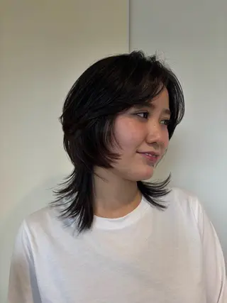 セミロング 坂之上 愛美のヘアスタイル