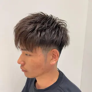 ショート 川田 仁のヘアスタイル