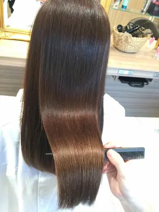 ロング Ash 店長　山下達也のヘアスタイル