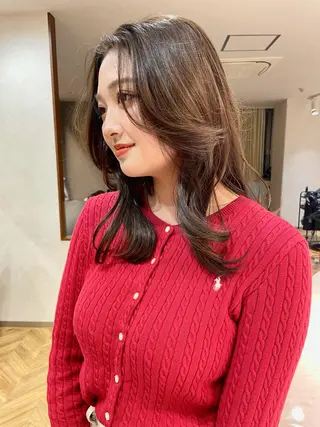 セミロング カラー ヘアアレンジ Aster 店長 れおんのヘアスタイル