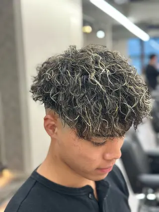 カラー パーマ メンズ メッシュパーマ支持率 ◎大宮/隼也のヘアスタイル