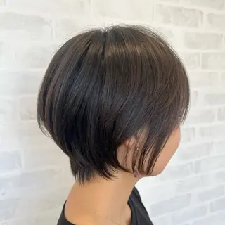 ショート 顔周りカット/透明感 カラー🤍大塚蛍のヘアスタイル