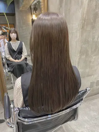 セミロング カラー 透明感カラー🌿 グレージュ🐺陽介のヘアスタイル