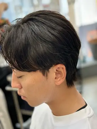 ショート パーマ メンズ 高橋 一樹のヘアスタイル