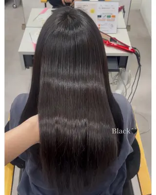 ロング カラー Rimi 🩶ྀི HUG横浜のヘアスタイル